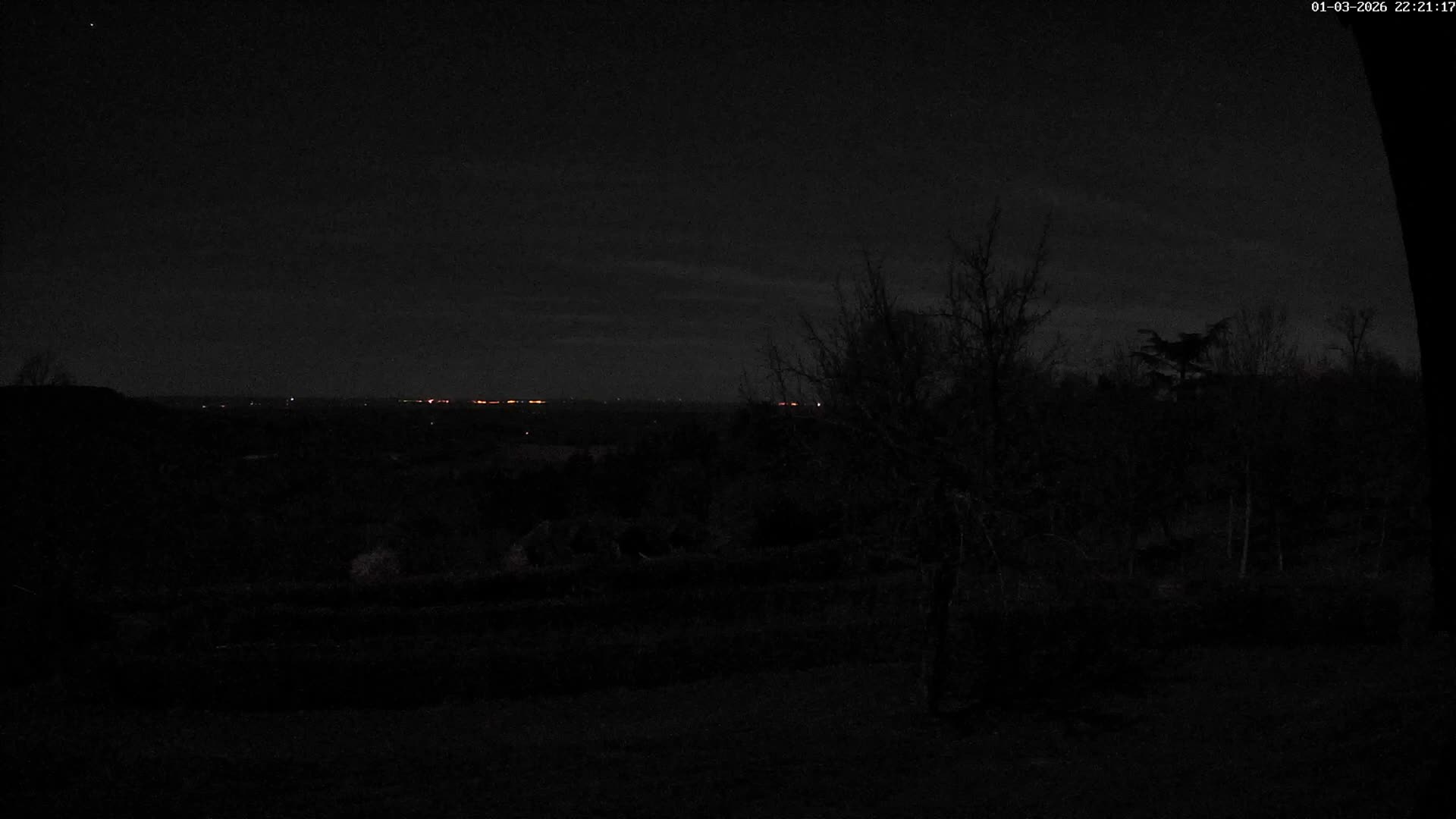 Montpincon Mountain Live Cam - Lisieux, Calvados, Normandie, France