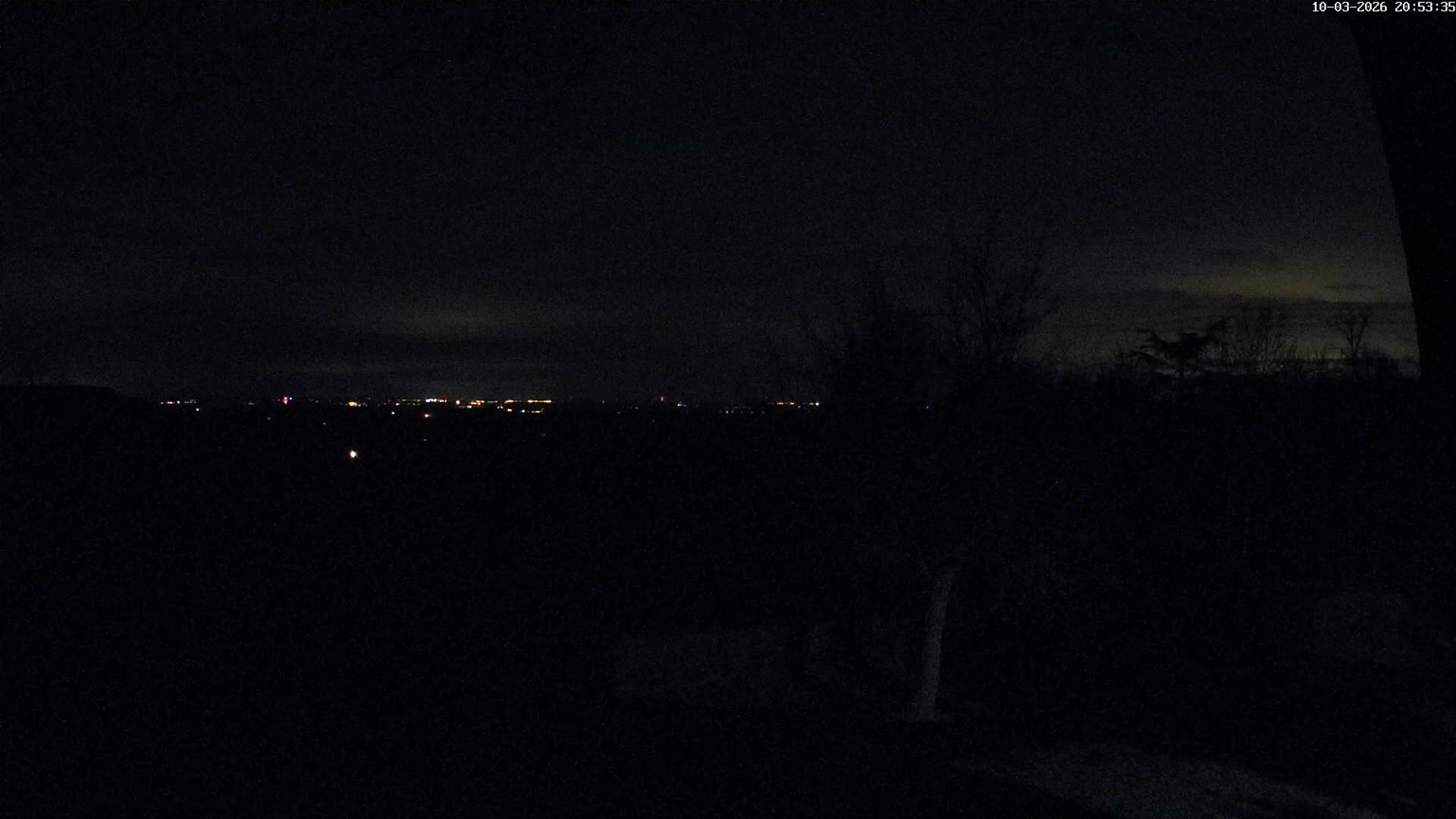 Montpincon Mountain Live Cam - Lisieux, Calvados, Normandie, France