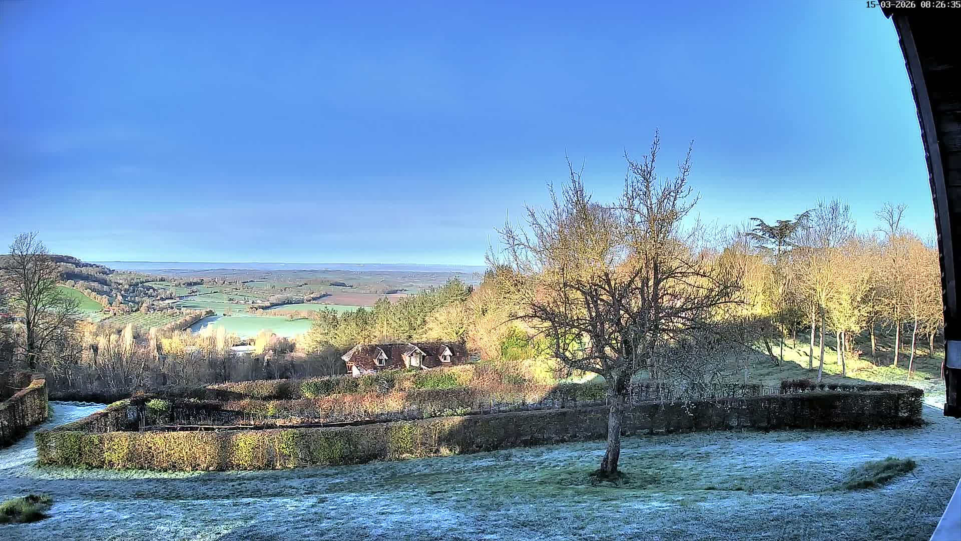 Montpincon Mountain Live Cam - Lisieux, Calvados, Normandie, France