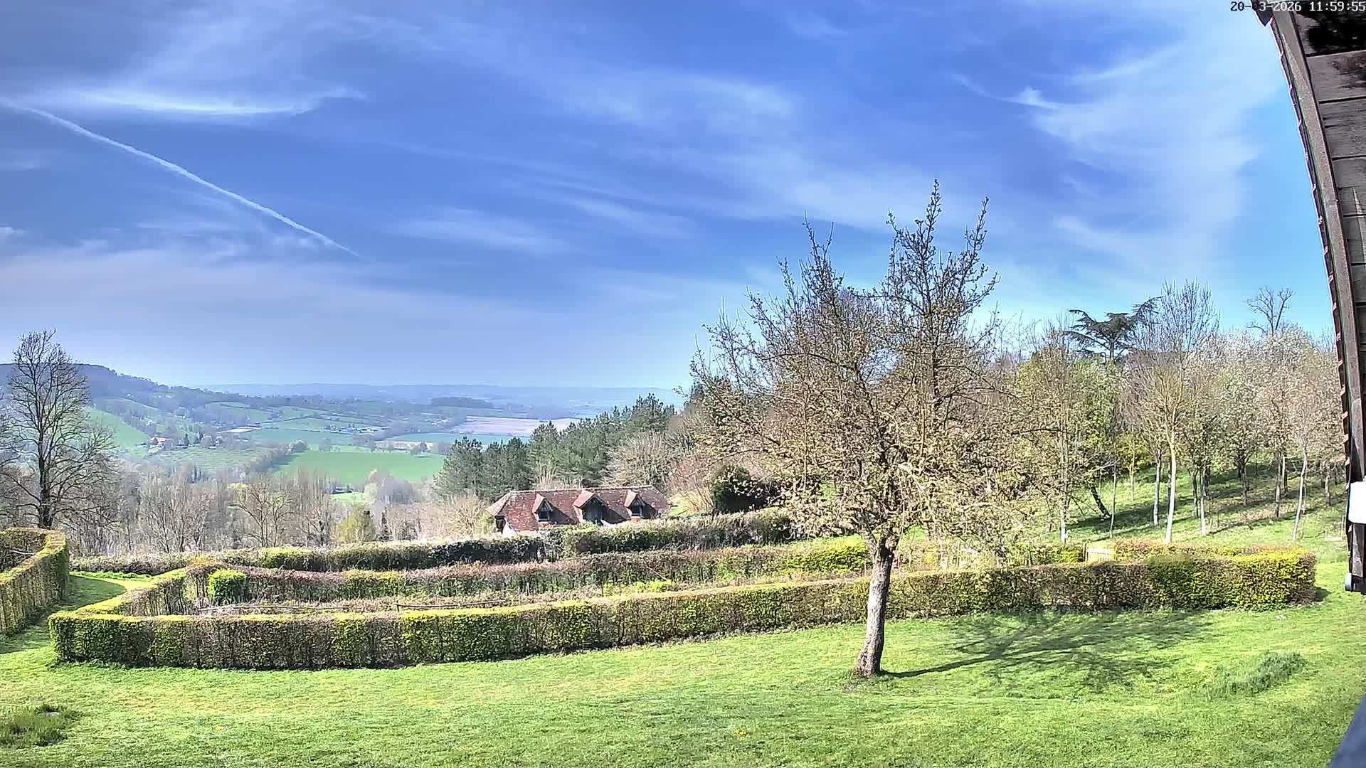 Montpincon Mountain Live Cam - Lisieux, Calvados, Normandie, France
