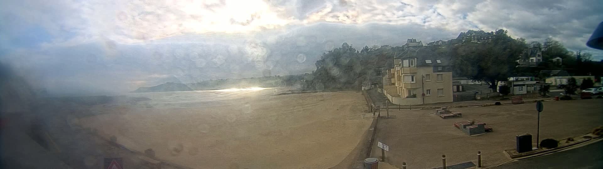 Plouezec, Bréhec Coast Live Cam - Guingamp, Côtes-d'Armor, Bretagne, France