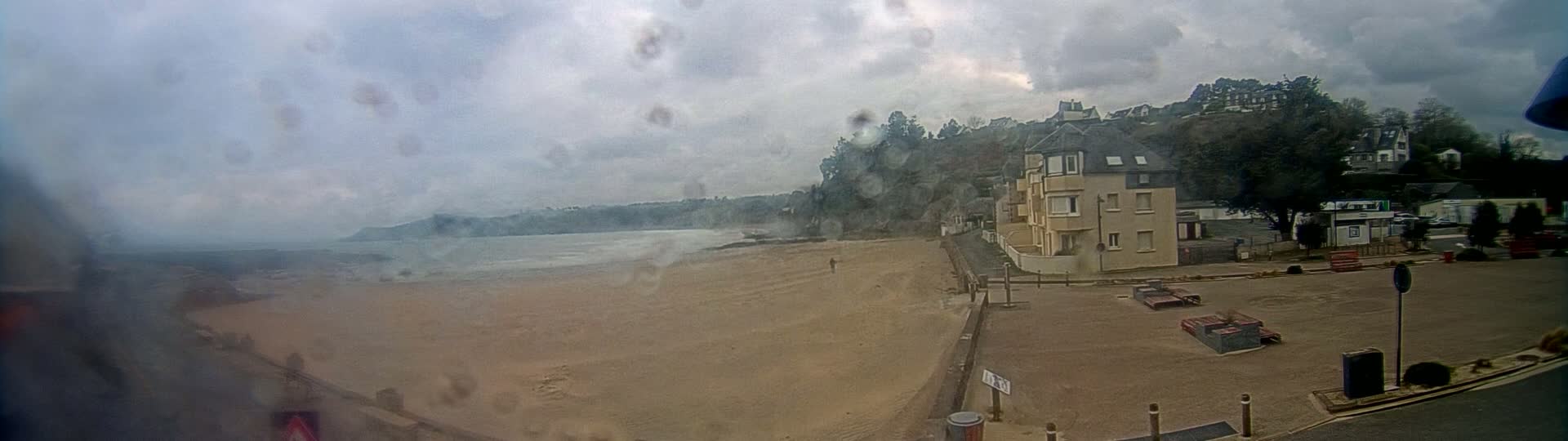 Plouezec, Bréhec Coast Live Cam - Guingamp, Côtes-d'Armor, Bretagne, France