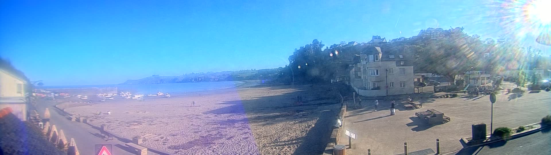 Plouezec, Bréhec Coast Live Cam - Guingamp, Côtes-d'Armor, Bretagne, France