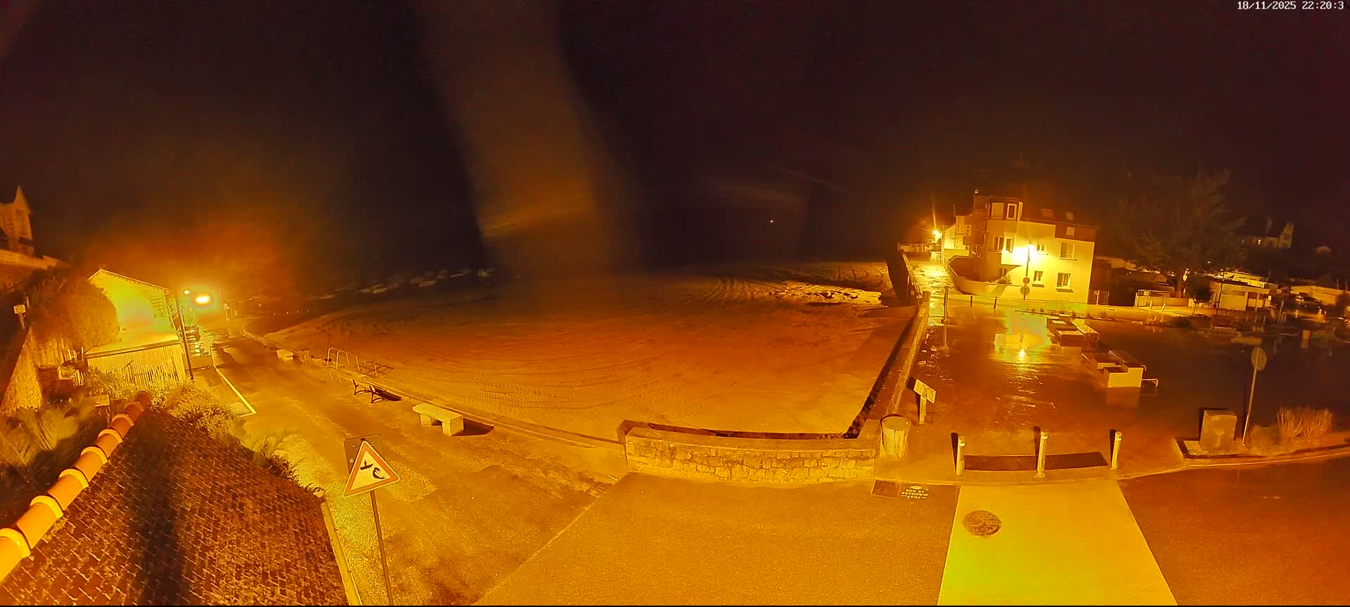 Plouezec, Bréhec Coast Live Cam - Guingamp, Côtes-d'Armor, Bretagne, France
