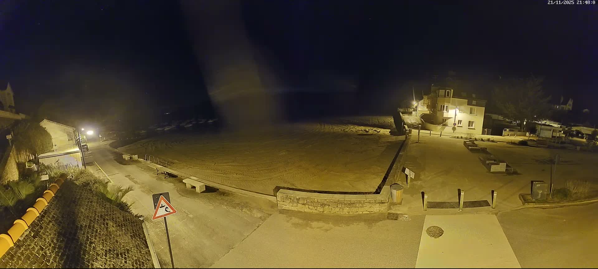 Plouezec, Bréhec Coast Live Cam - Guingamp, Côtes-d'Armor, Bretagne, France