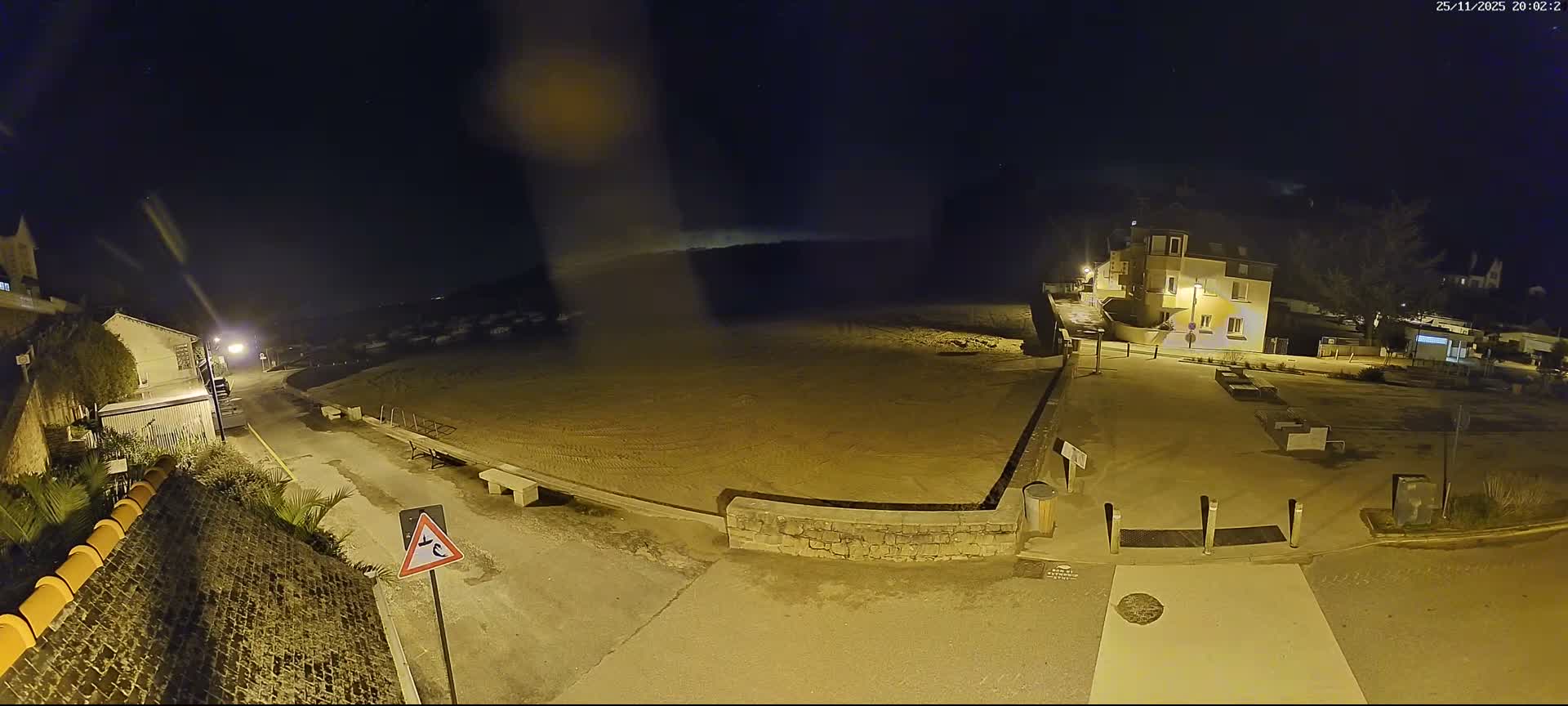 Plouezec, Bréhec Coast Live Cam - Guingamp, Côtes-d'Armor, Bretagne, France