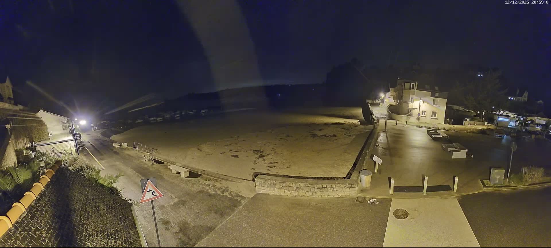 Plouezec, Bréhec Coast Live Cam - Guingamp, Côtes-d'Armor, Bretagne, France