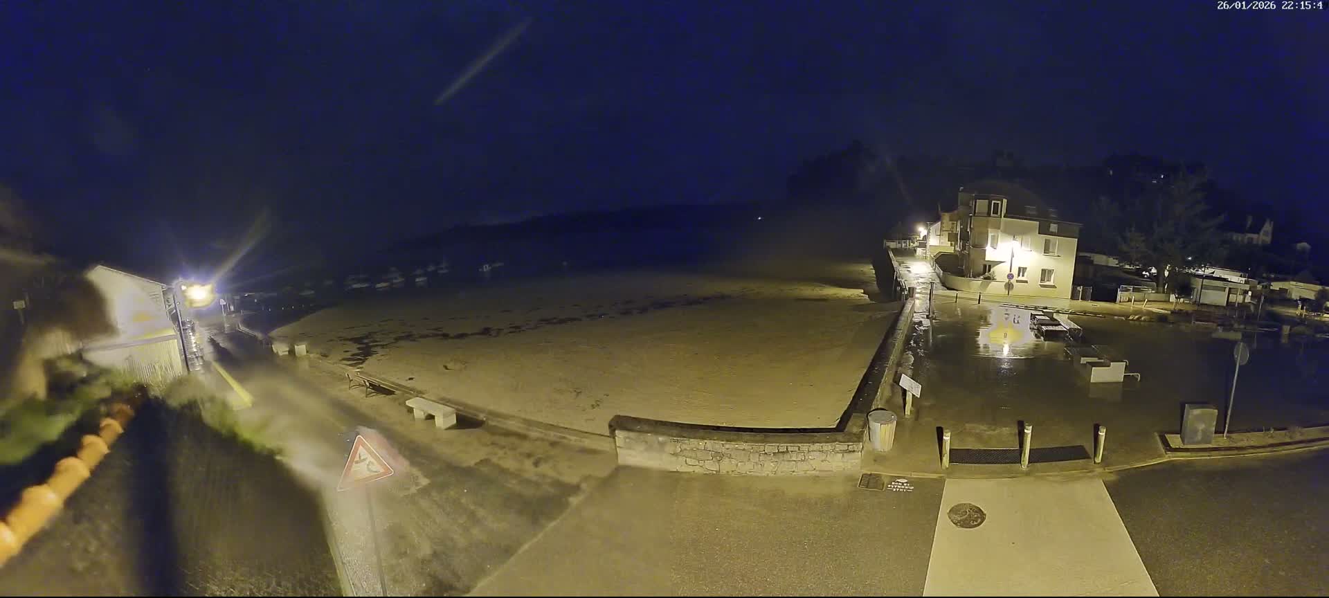 Plouezec, Bréhec Coast Live Cam - Guingamp, Côtes-d'Armor, Bretagne, France