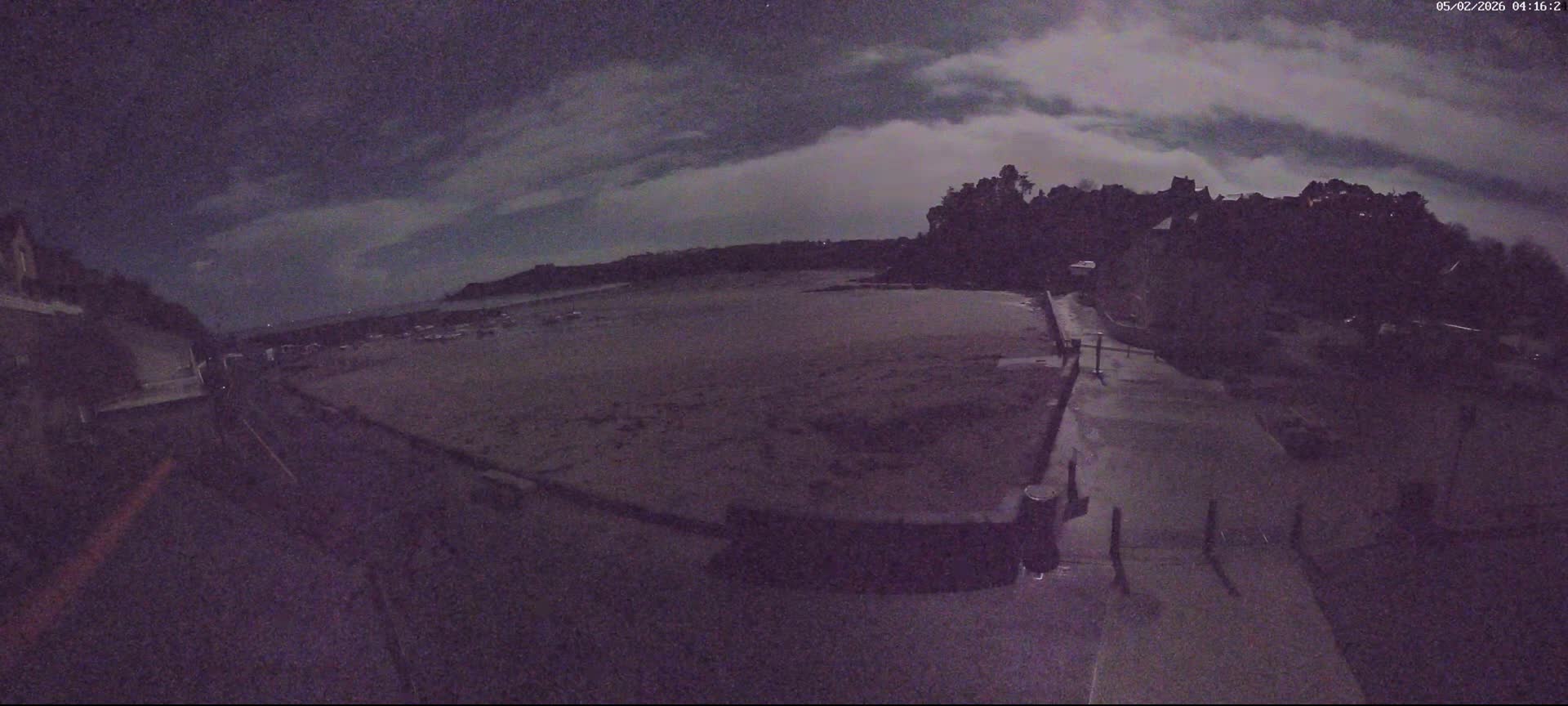 Plouezec, Bréhec Coast Live Cam - Guingamp, Côtes-d'Armor, Bretagne, France