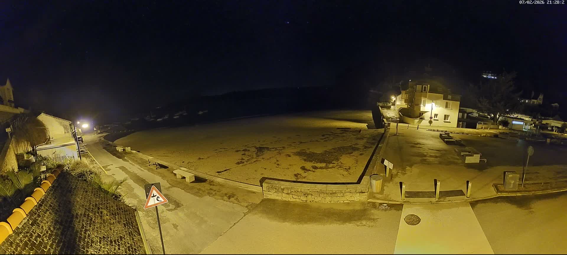 Plouezec, Bréhec Coast Live Cam - Guingamp, Côtes-d'Armor, Bretagne, France