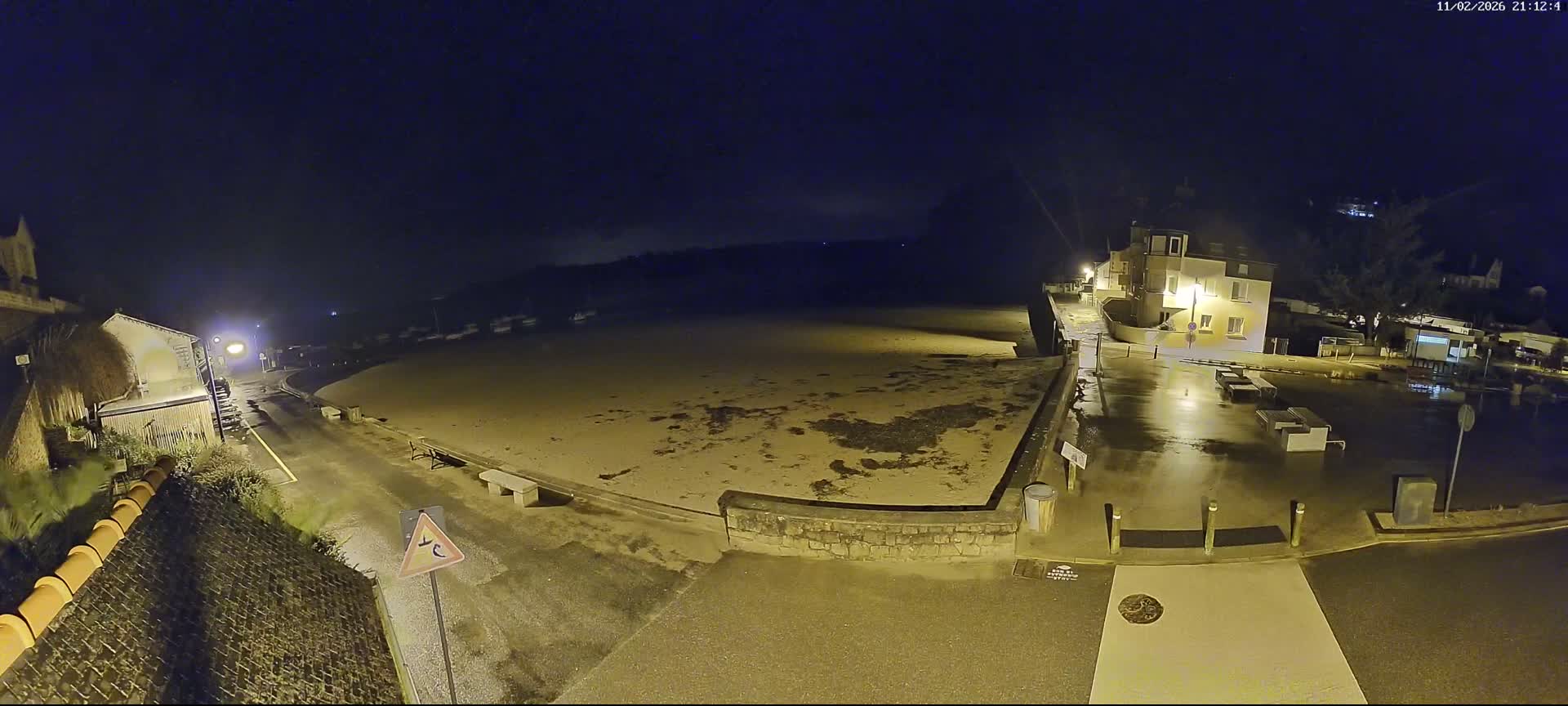Plouezec, Bréhec Coast Live Cam - Guingamp, Côtes-d'Armor, Bretagne, France