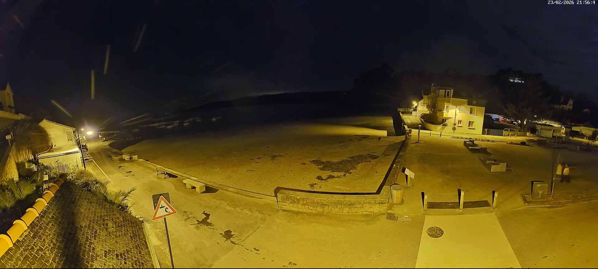 Plouezec, Bréhec Coast Live Cam - Guingamp, Côtes-d'Armor, Bretagne, France