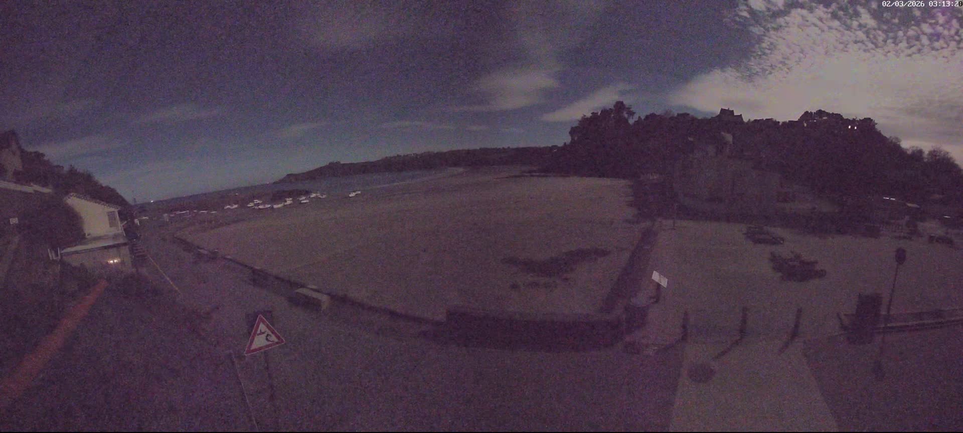 Plouezec, Bréhec Coast Live Cam - Guingamp, Côtes-d'Armor, Bretagne, France