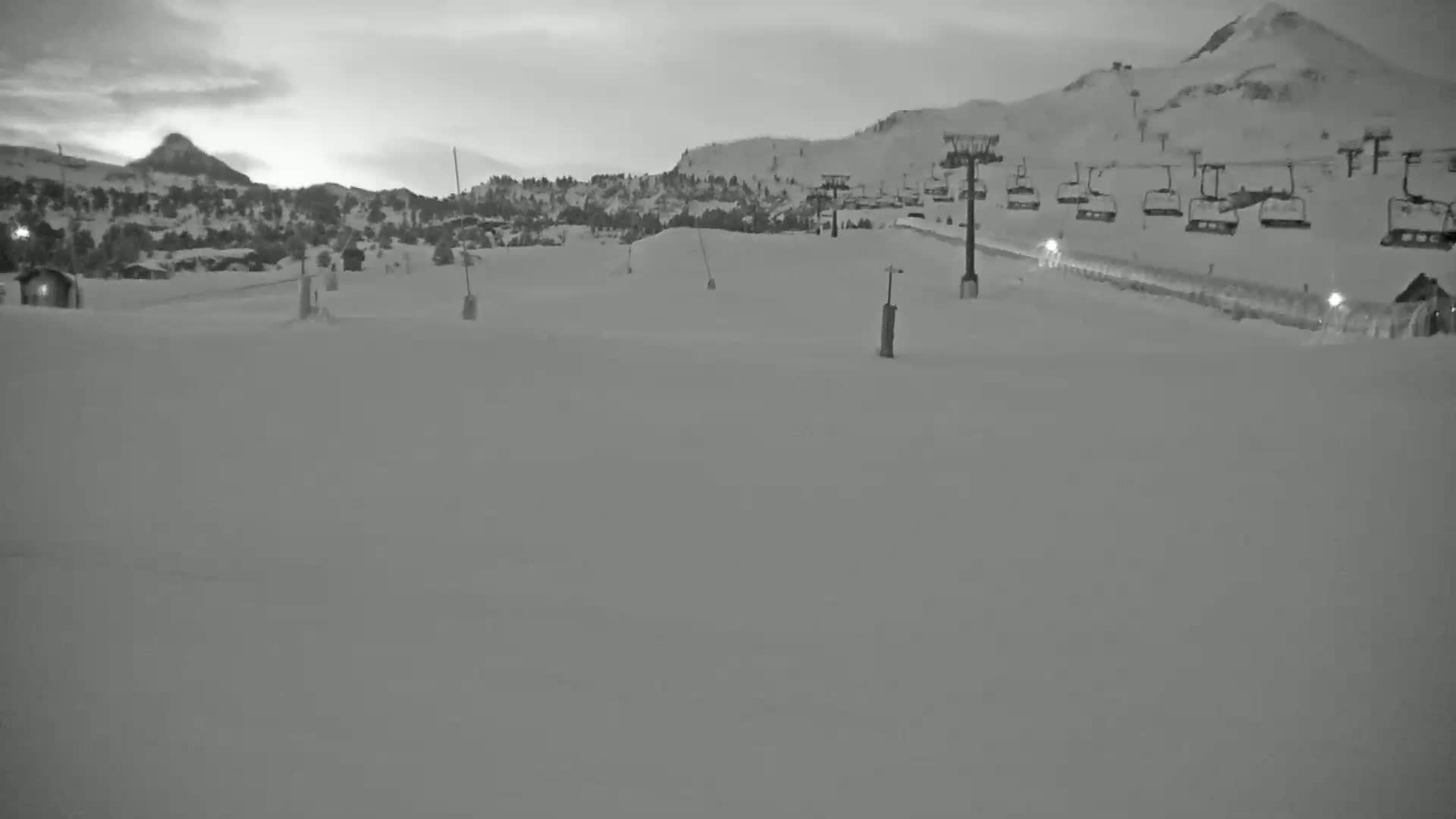 La Pierre-Saint-Martin Ski Slopes Live Cam - Arette, Pyrenees-Atlantiques, Nouvelle-Aquitaine, France