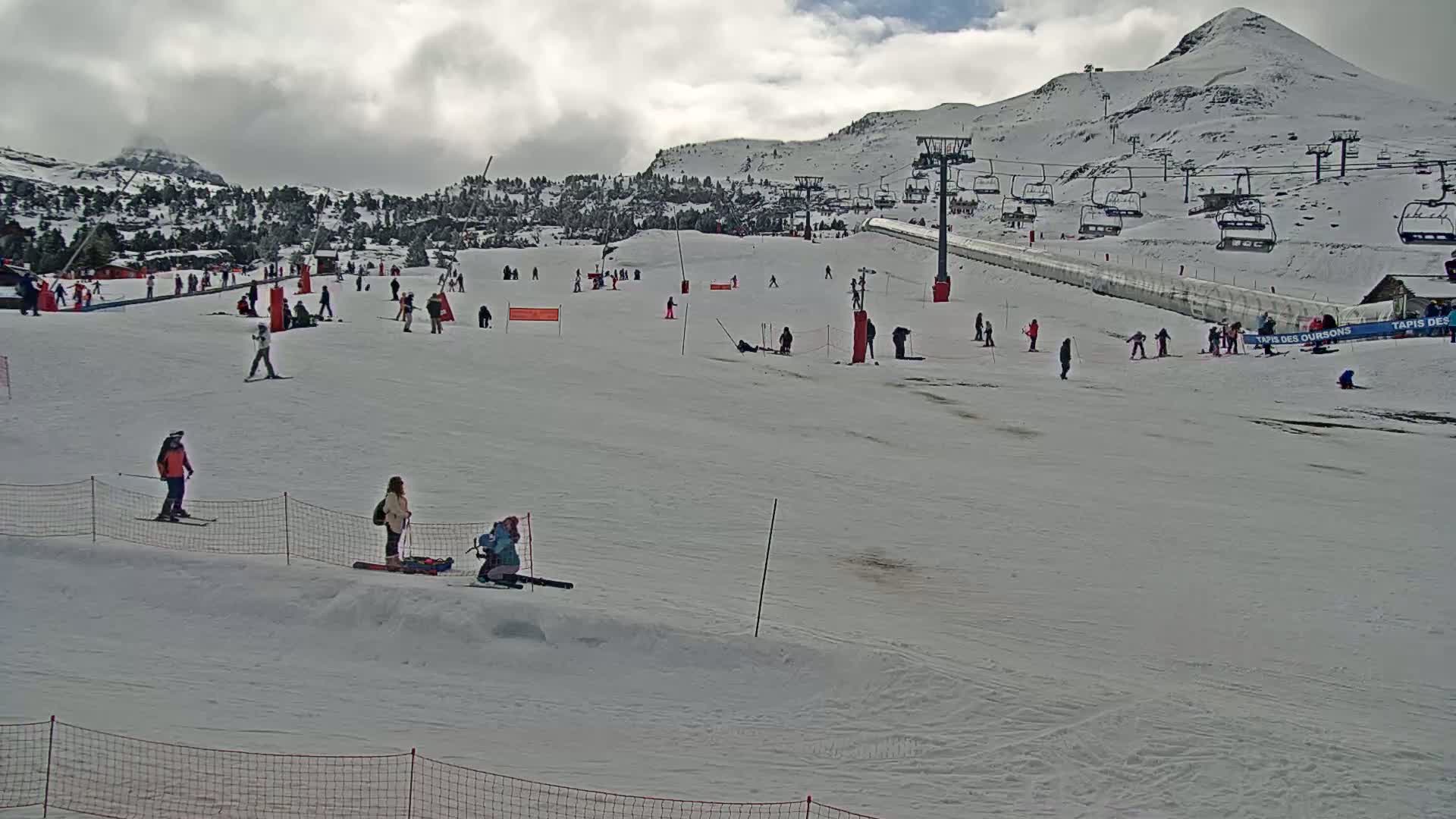 La Pierre-Saint-Martin Ski Slopes Live Cam - Arette, Pyrenees-Atlantiques, Nouvelle-Aquitaine, France