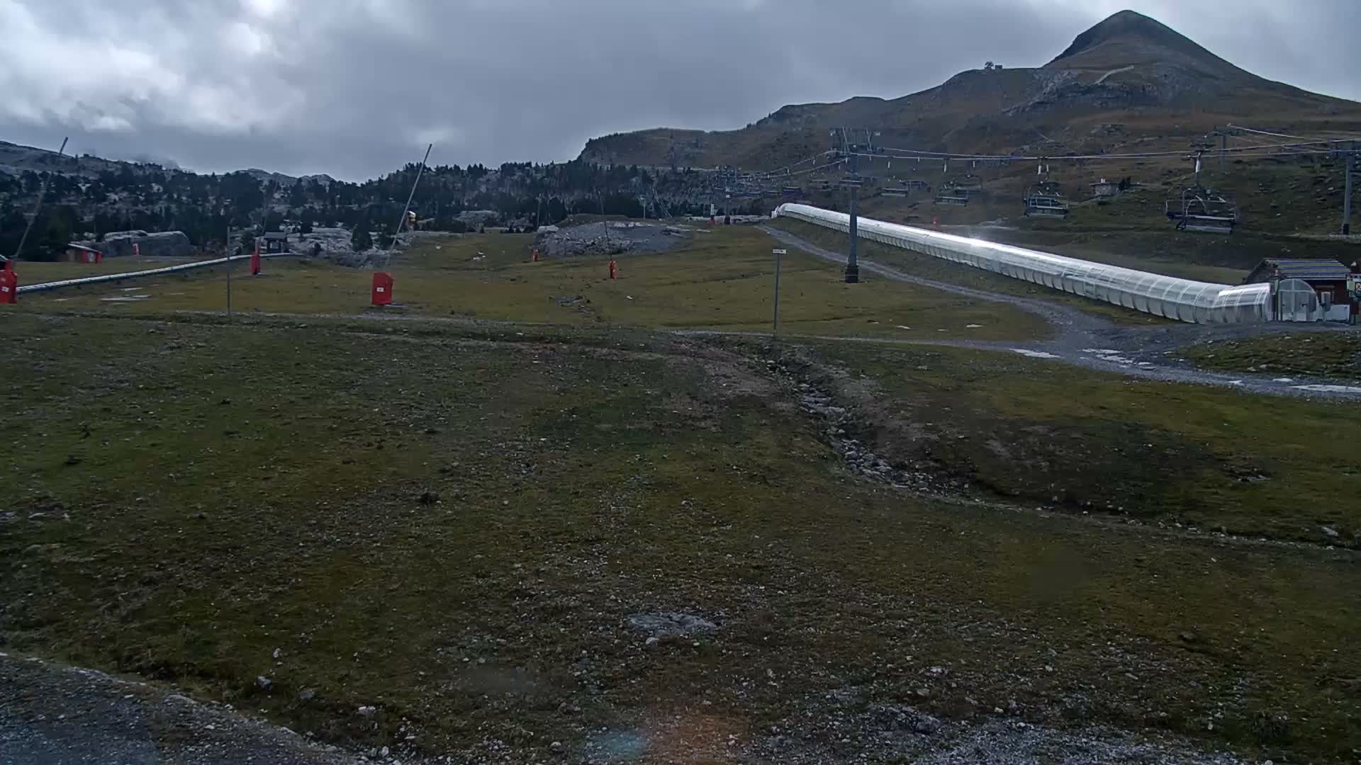 La Pierre-Saint-Martin Ski Slopes Live Cam - Arette, Pyrenees-Atlantiques, Nouvelle-Aquitaine, France