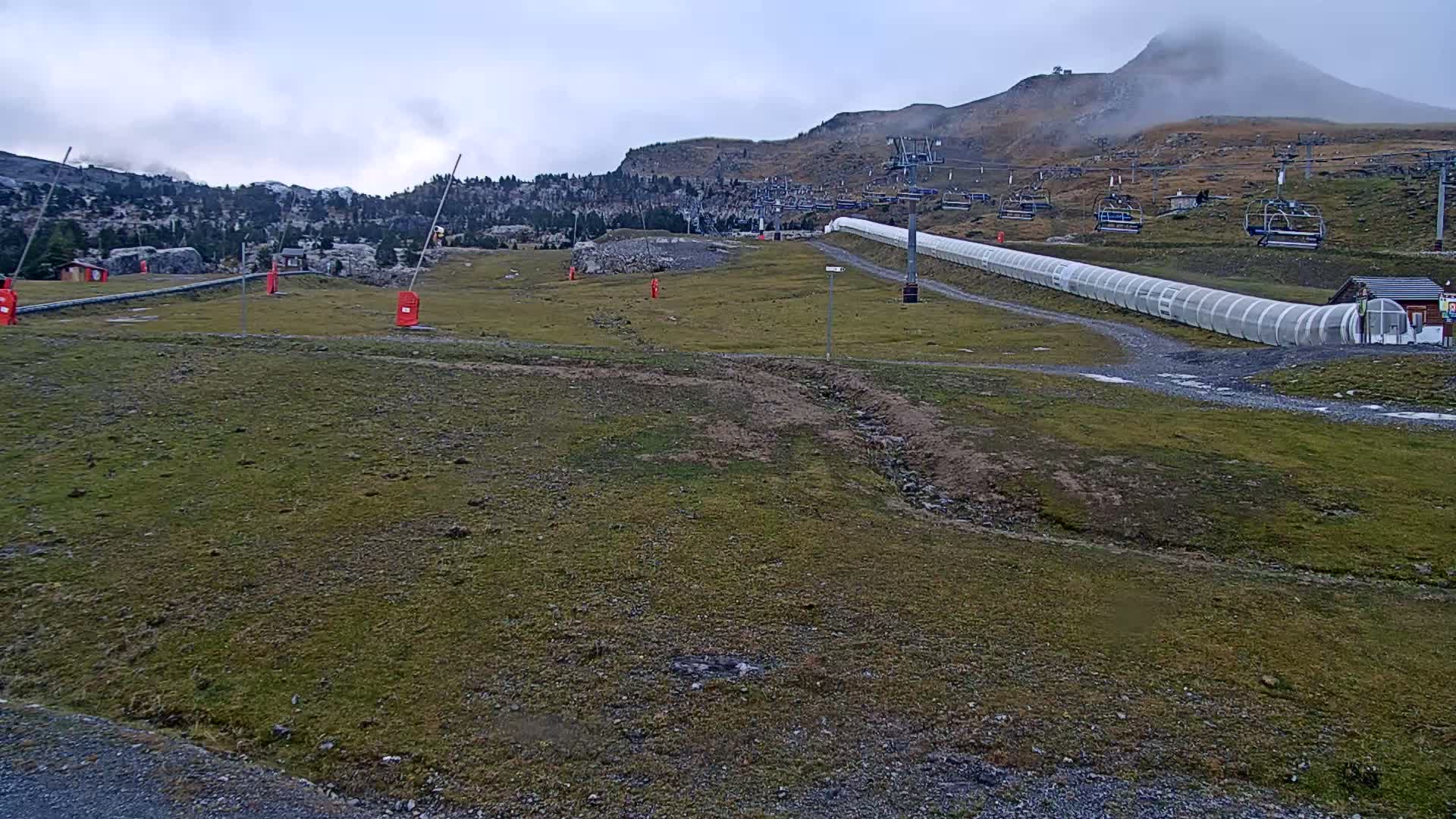 La Pierre-Saint-Martin Ski Slopes Live Cam - Arette, Pyrenees-Atlantiques, Nouvelle-Aquitaine, France