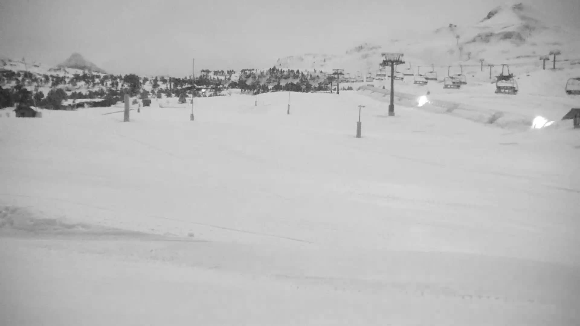 La Pierre-Saint-Martin Ski Slopes Live Cam - Arette, Pyrenees-Atlantiques, Nouvelle-Aquitaine, France