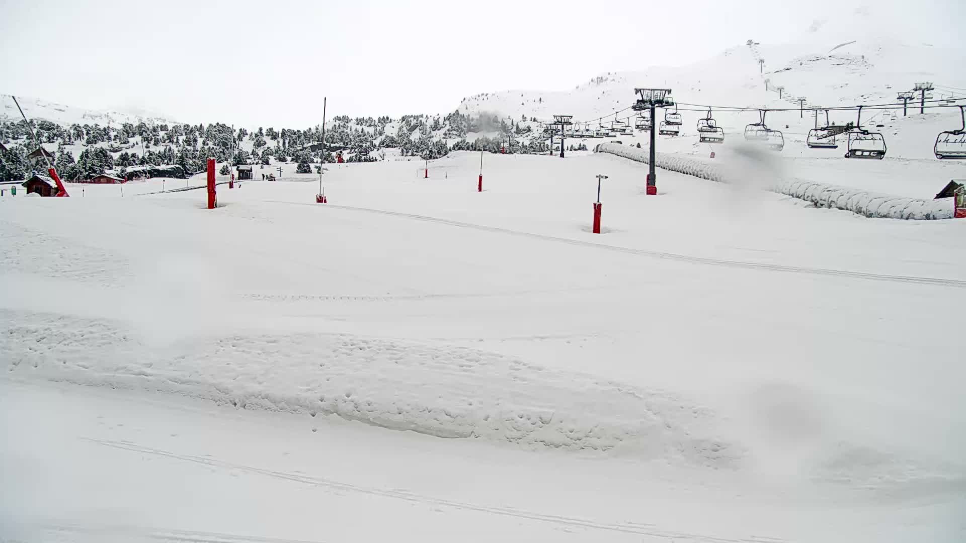 La Pierre-Saint-Martin Ski Slopes Live Cam - Arette, Pyrenees-Atlantiques, Nouvelle-Aquitaine, France