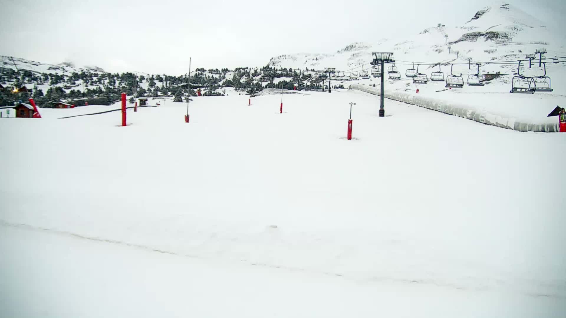 La Pierre-Saint-Martin Ski Slopes Live Cam - Arette, Pyrenees-Atlantiques, Nouvelle-Aquitaine, France