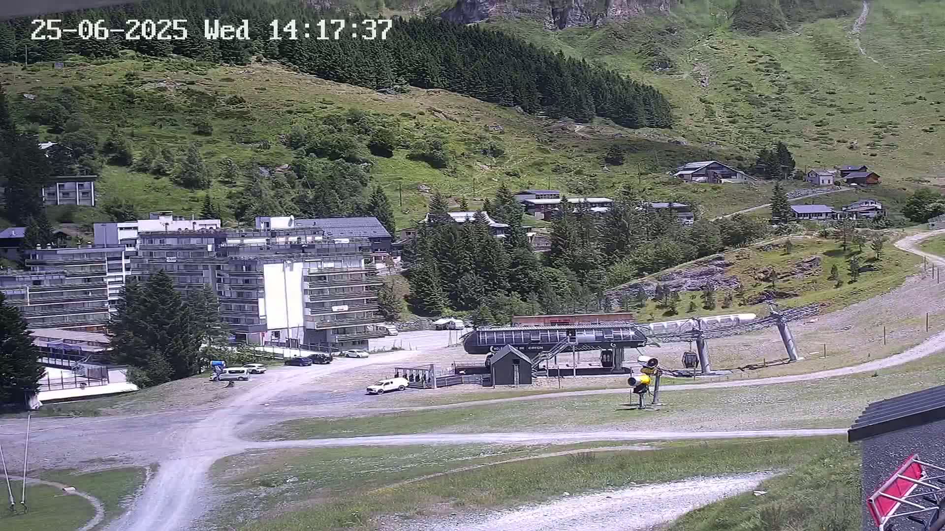 Gourette Ski Slopes Live Cam - Eaux-Bonnes,  Pyrenees-Atlantiques, Nouvelle-Aquitaine, France
