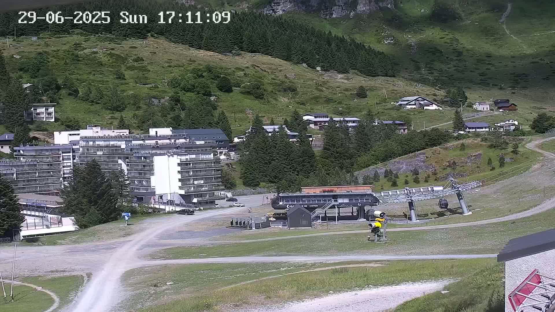 Gourette Ski Slopes Live Cam - Eaux-Bonnes,  Pyrenees-Atlantiques, Nouvelle-Aquitaine, France