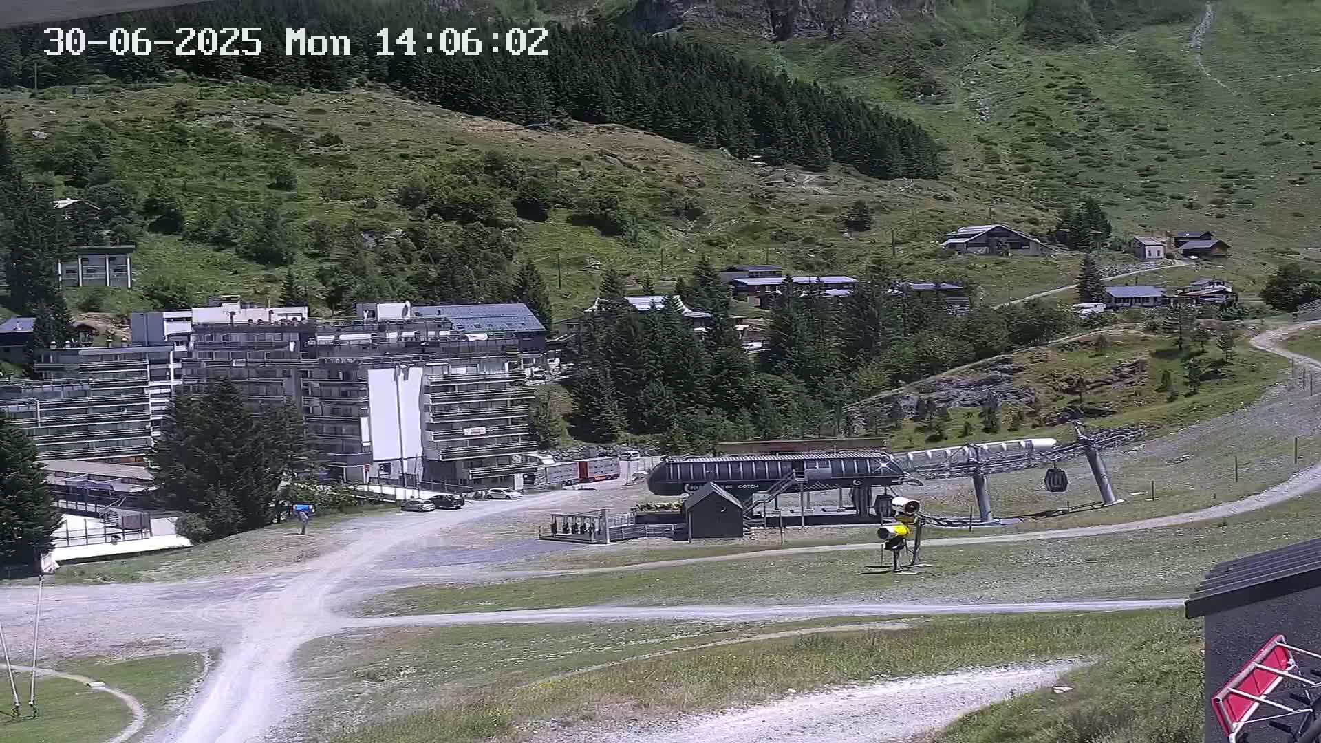 Gourette Ski Slopes Live Cam - Eaux-Bonnes,  Pyrenees-Atlantiques, Nouvelle-Aquitaine, France