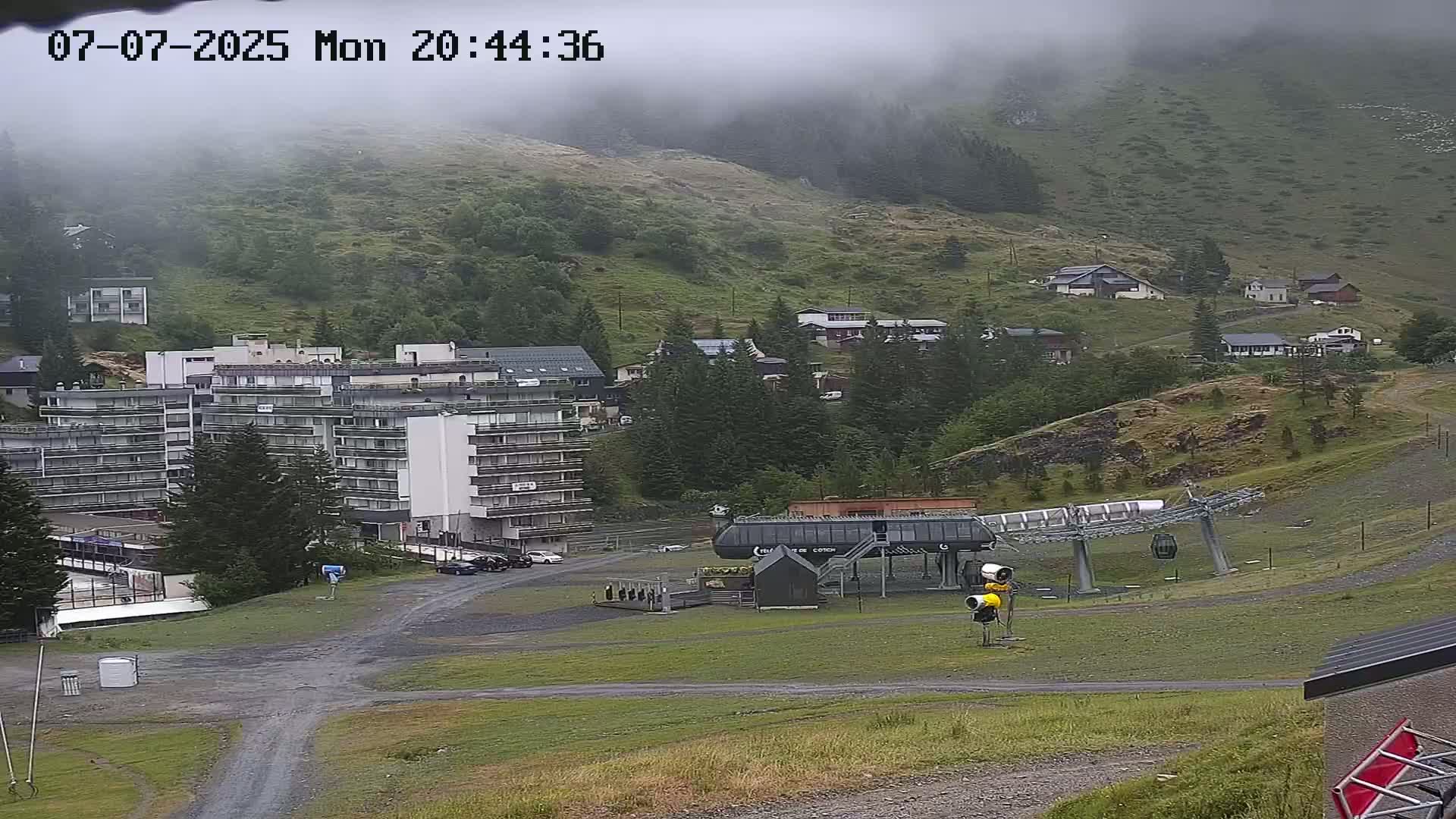 Gourette Ski Slopes Live Cam - Eaux-Bonnes,  Pyrenees-Atlantiques, Nouvelle-Aquitaine, France