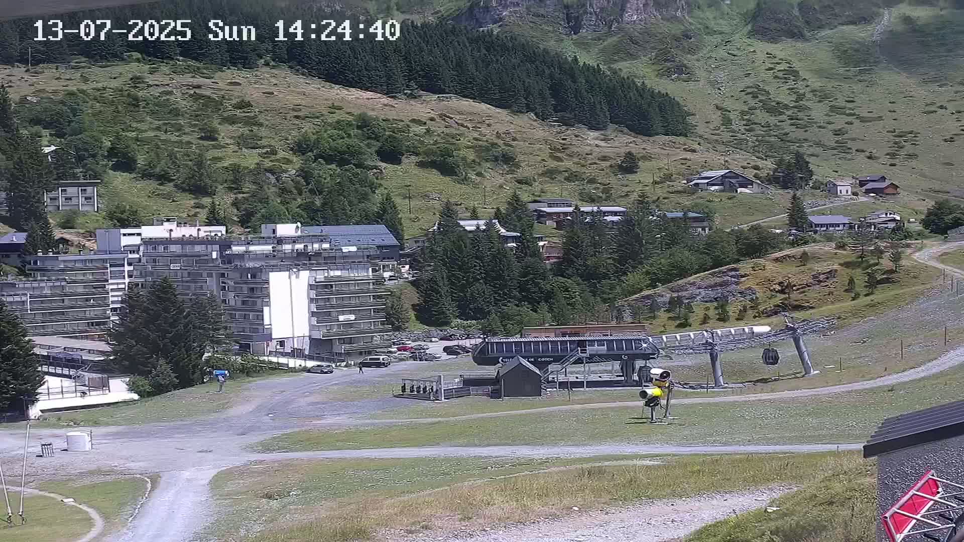 Gourette Ski Slopes Live Cam - Eaux-Bonnes,  Pyrenees-Atlantiques, Nouvelle-Aquitaine, France