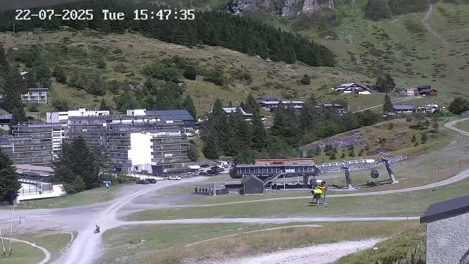 Gourette Ski Slopes Live Cam - Eaux-Bonnes,  Pyrenees-Atlantiques, Nouvelle-Aquitaine, France