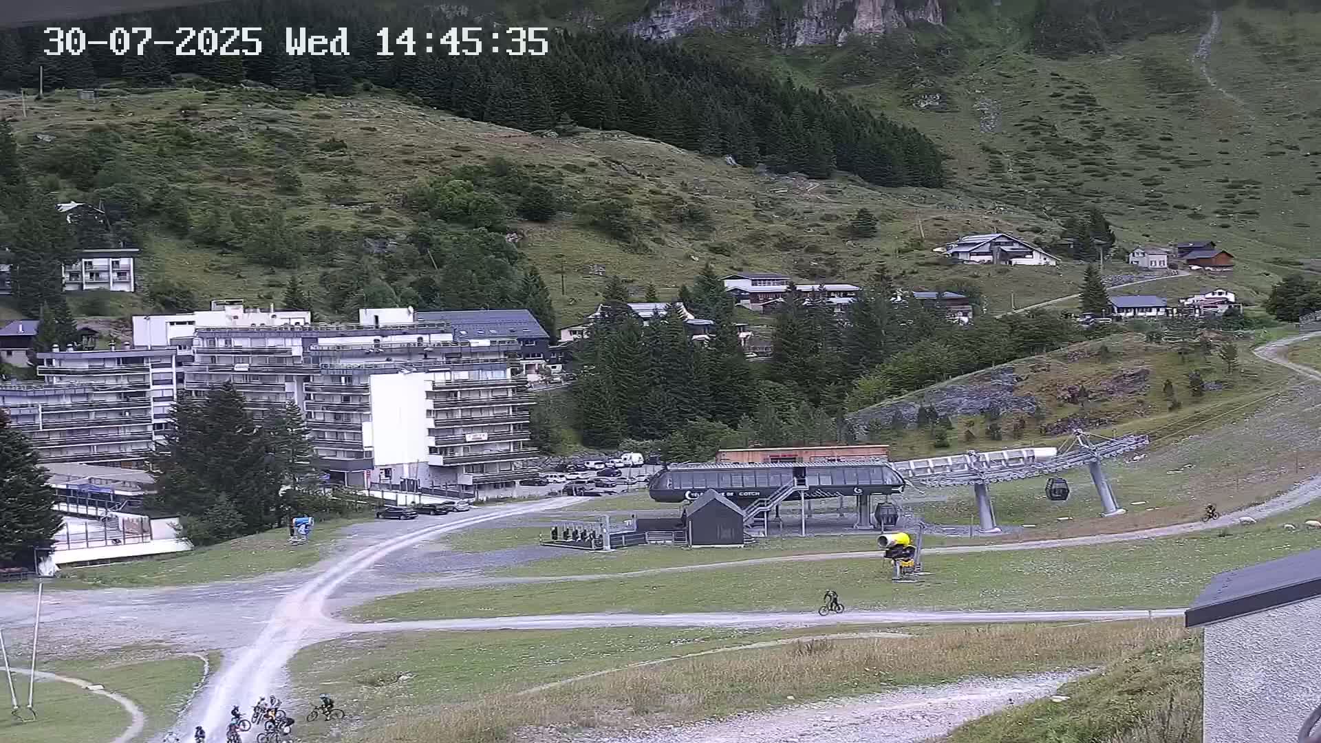 Gourette Ski Slopes Live Cam - Eaux-Bonnes,  Pyrenees-Atlantiques, Nouvelle-Aquitaine, France