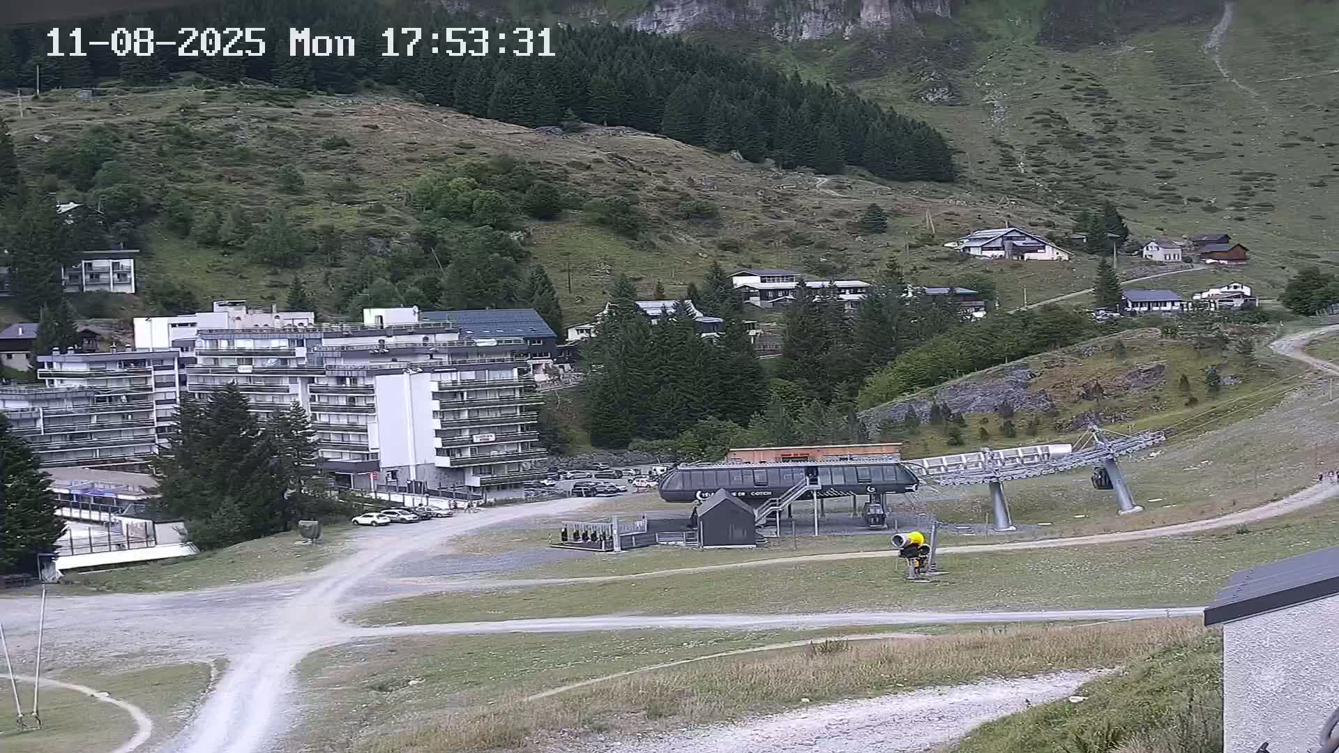 Gourette Ski Slopes Live Cam - Eaux-Bonnes,  Pyrenees-Atlantiques, Nouvelle-Aquitaine, France