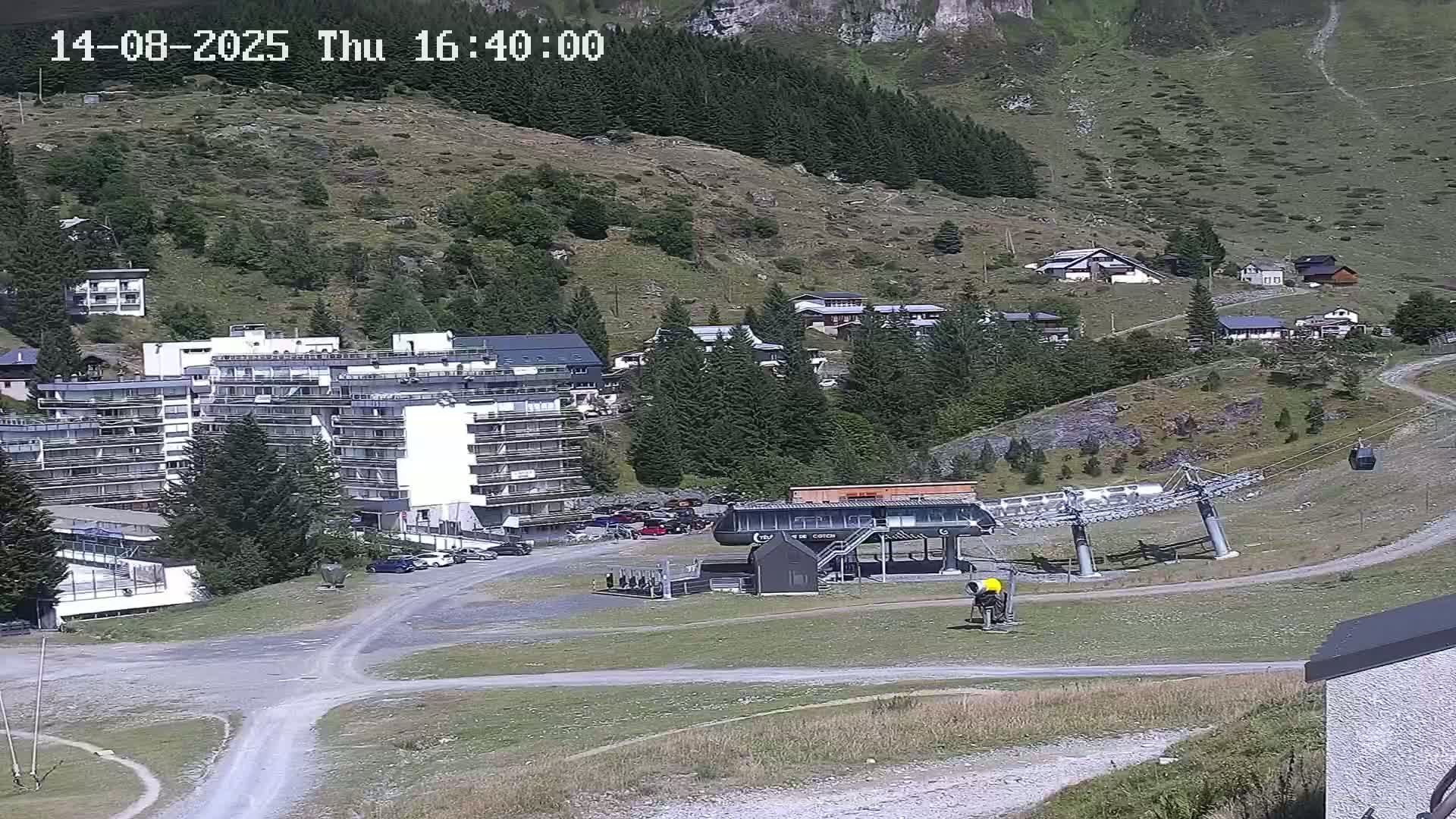 Gourette Ski Slopes Live Cam - Eaux-Bonnes,  Pyrenees-Atlantiques, Nouvelle-Aquitaine, France