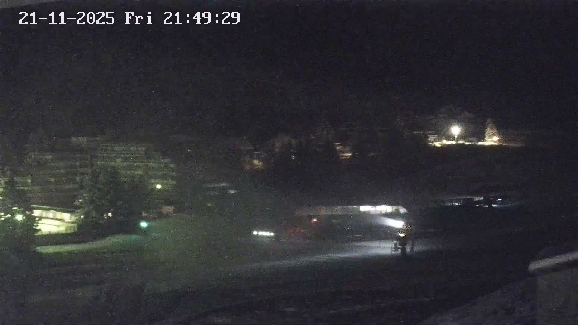 Gourette Ski Slopes & Hotels Area Live Cam - Eaux-Bonnes,  Pyrenees-Atlantiques, Nouvelle-Aquitaine, France