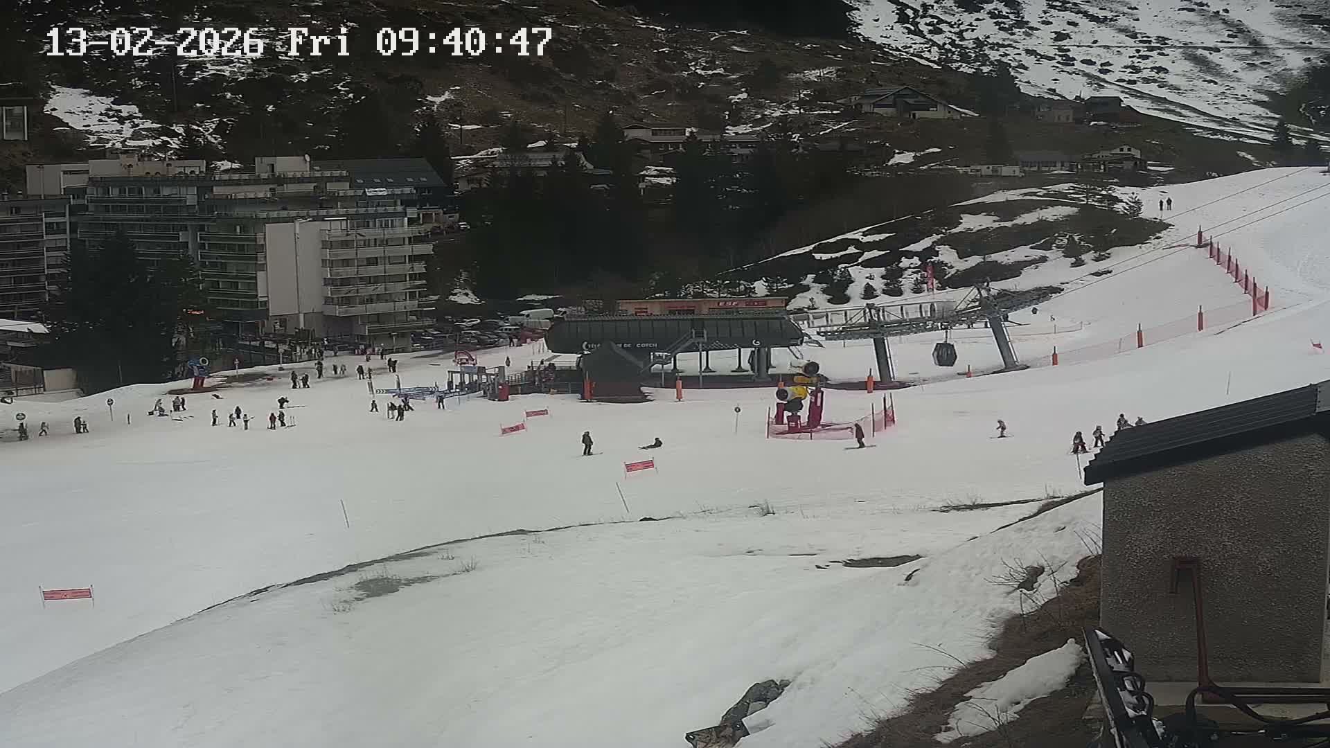 Gourette Ski Slopes & Hotels Area Live Cam - Eaux-Bonnes,  Pyrenees-Atlantiques, Nouvelle-Aquitaine, France