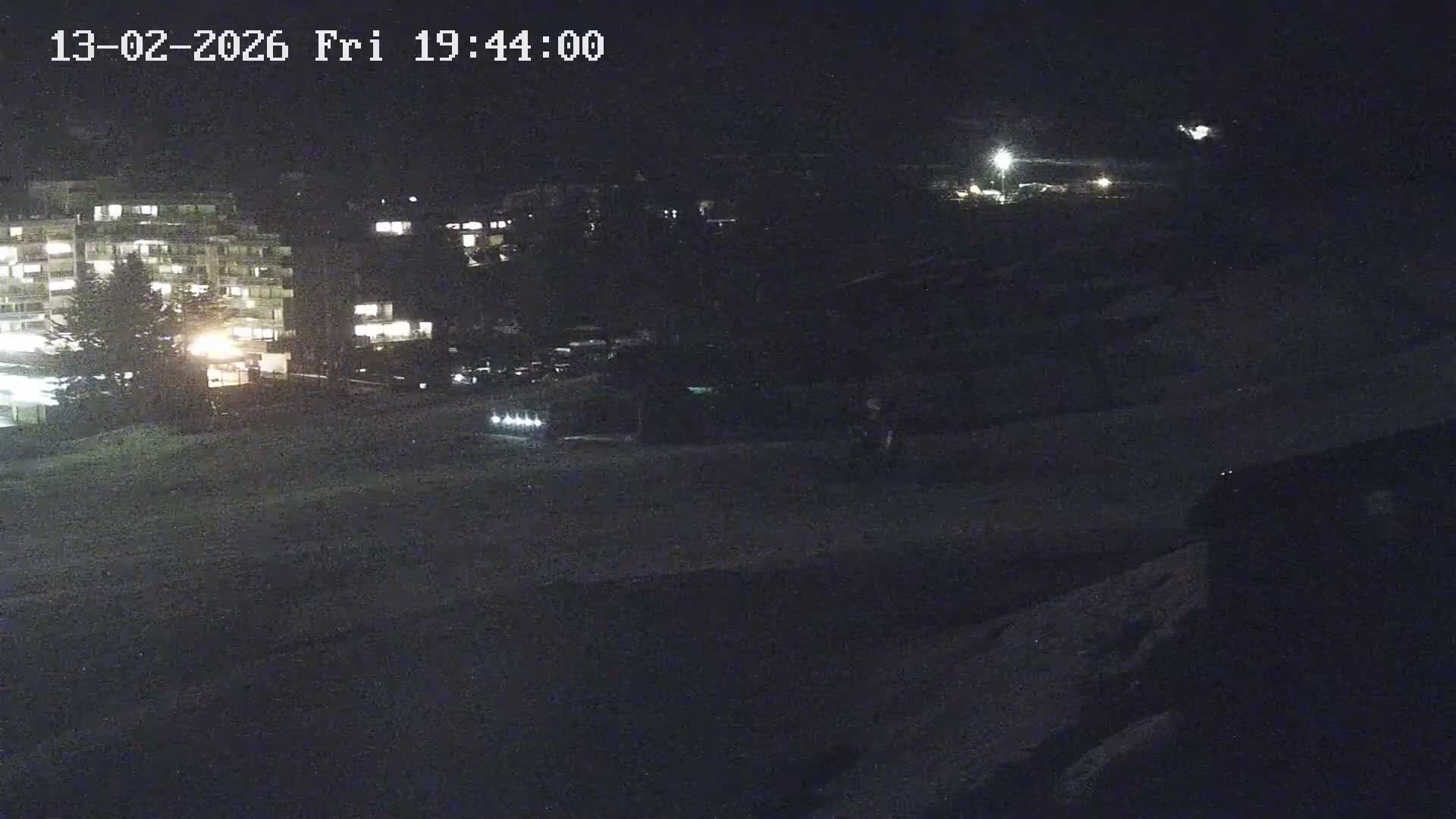 Gourette Ski Slopes & Hotels Area Live Cam - Eaux-Bonnes,  Pyrenees-Atlantiques, Nouvelle-Aquitaine, France