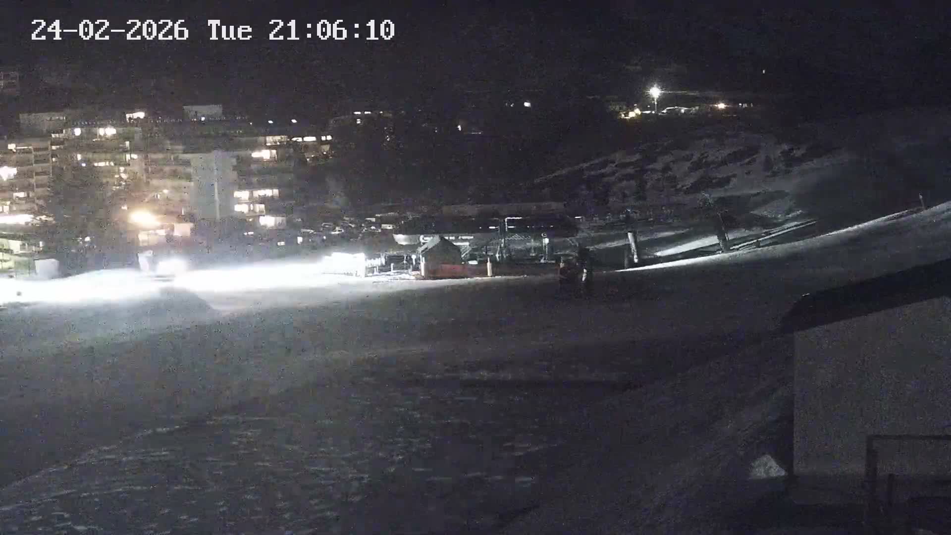 Gourette Ski Slopes & Hotels Area Live Cam - Eaux-Bonnes,  Pyrenees-Atlantiques, Nouvelle-Aquitaine, France