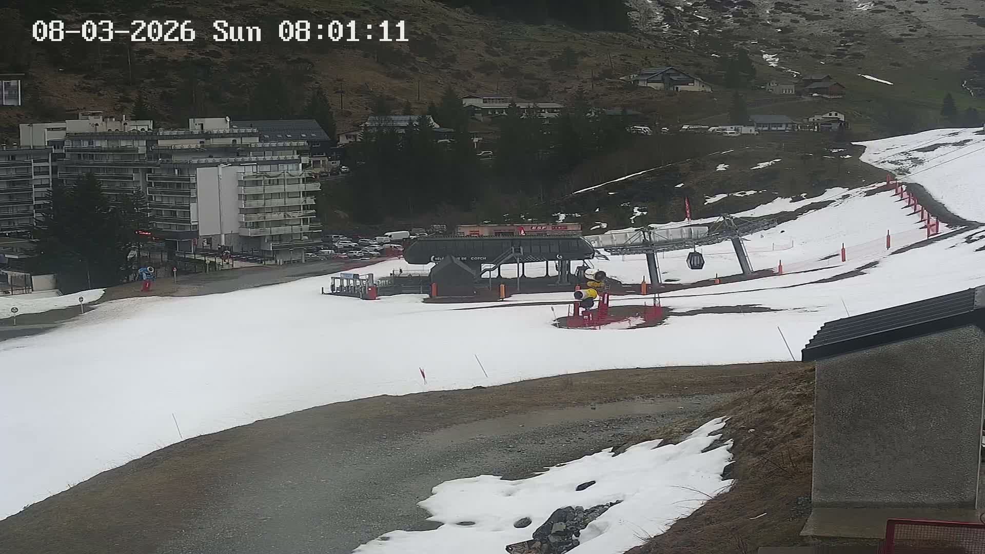 Gourette Ski Slopes & Hotels Area Live Cam - Eaux-Bonnes,  Pyrenees-Atlantiques, Nouvelle-Aquitaine, France