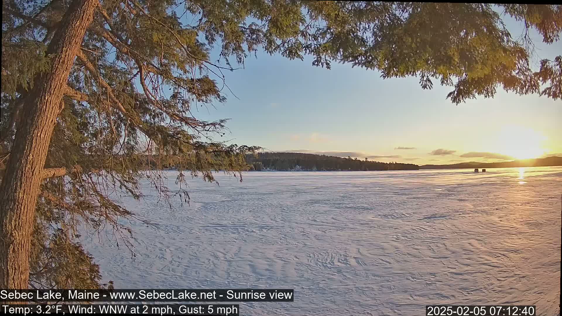 Sebec Lake Live Cam  - Dover&Foxcroft , Maine , USA