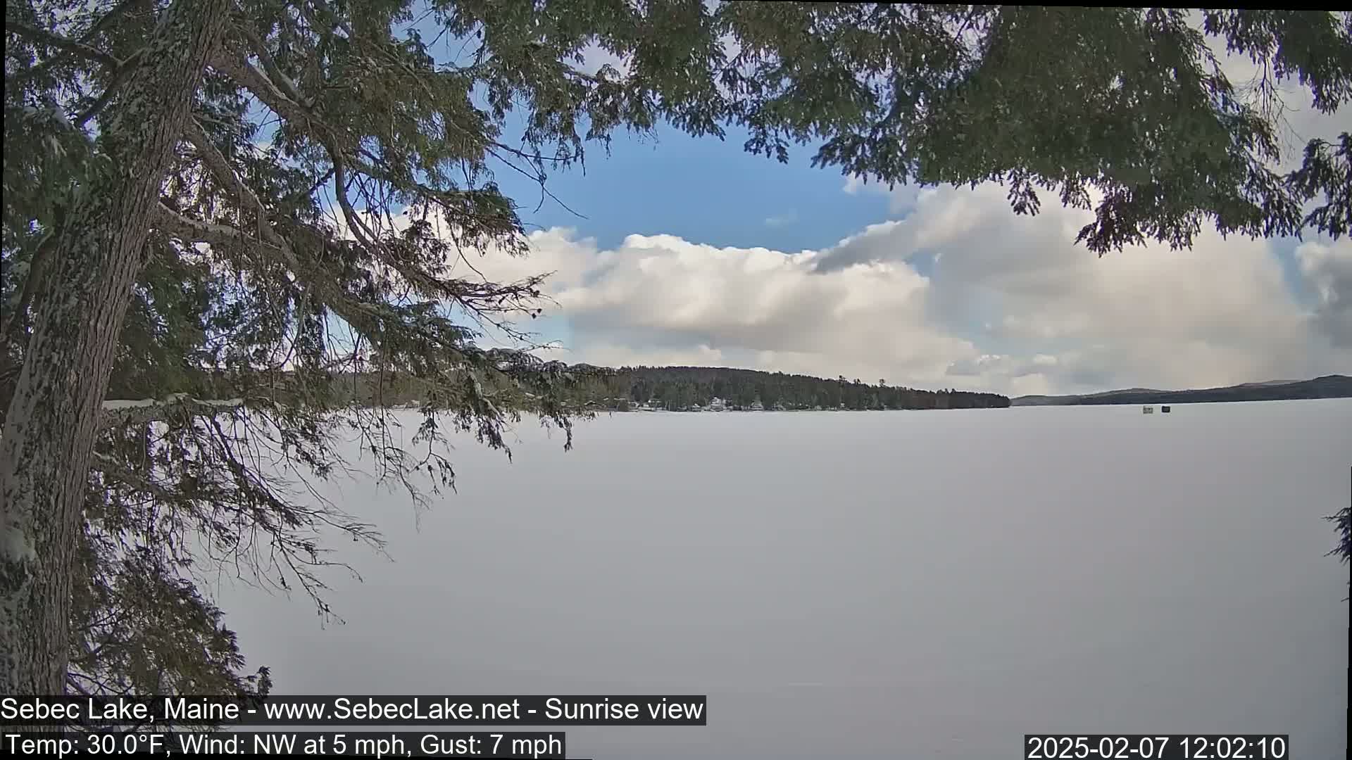 Sebec Lake Live Cam  - Dover&Foxcroft , Maine , USA