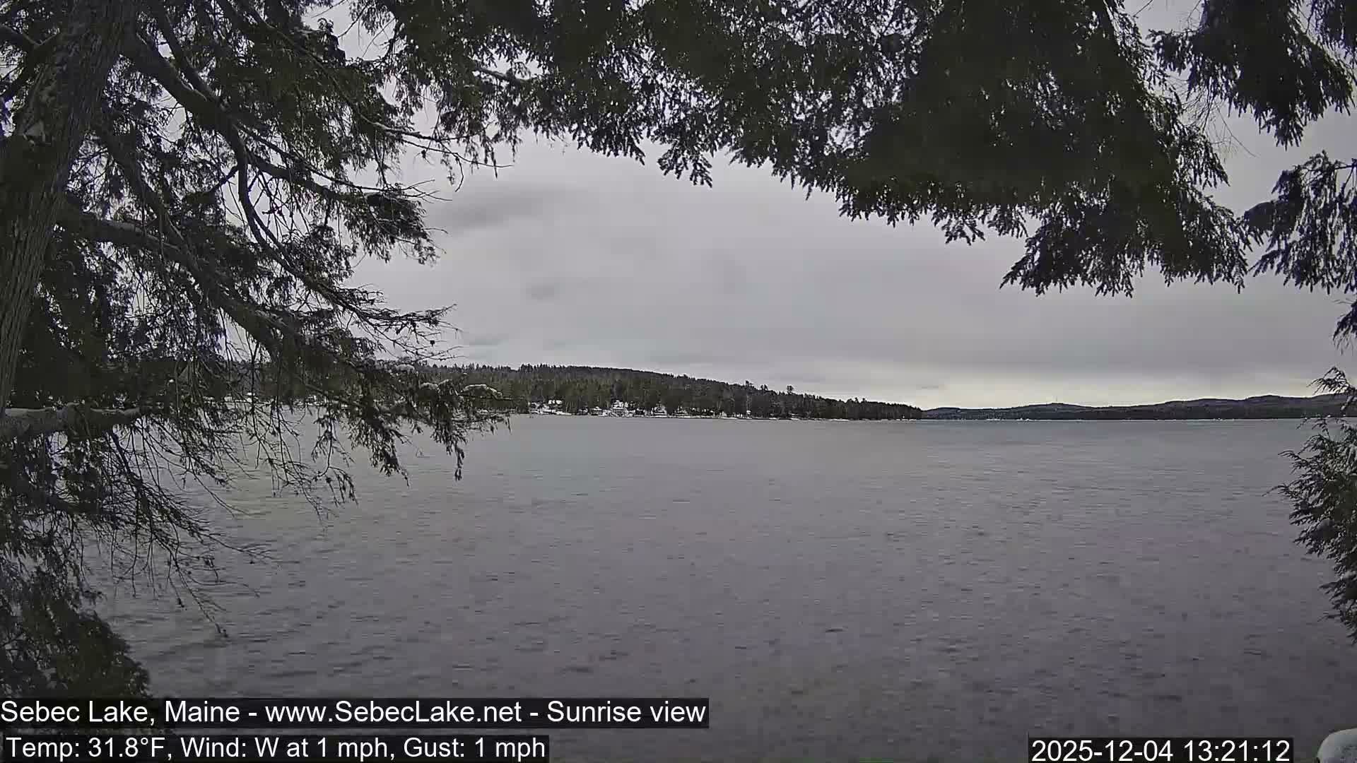 Sebec Lake Live Cam  - Dover&Foxcroft , Maine , USA