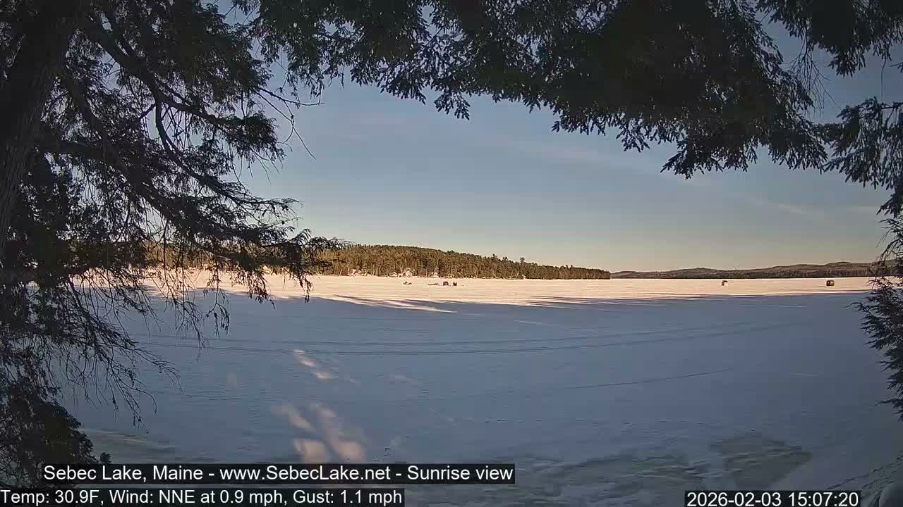 Sebec Lake Live Cam  - Dover&Foxcroft , Maine , USA