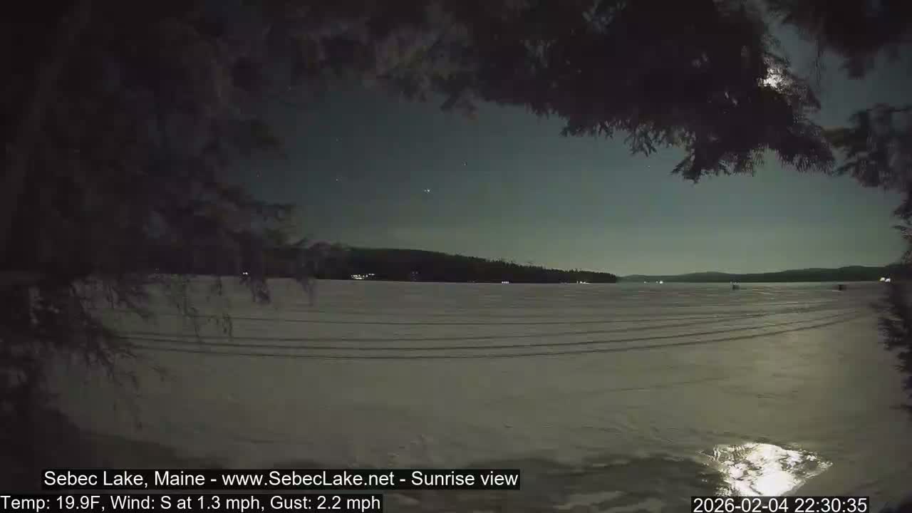 Sebec Lake Live Cam  - Dover&Foxcroft , Maine , USA