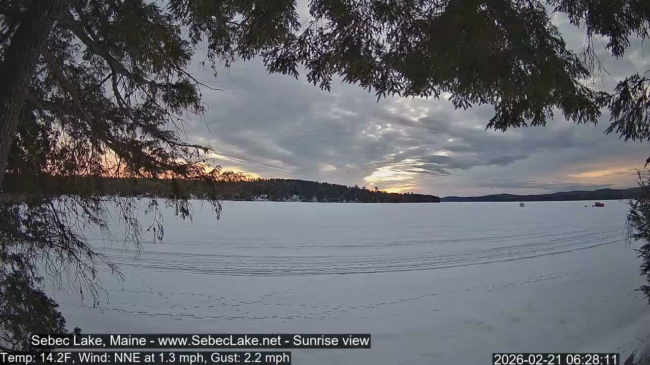 Sebec Lake Live Cam  - Dover&Foxcroft , Maine , USA
