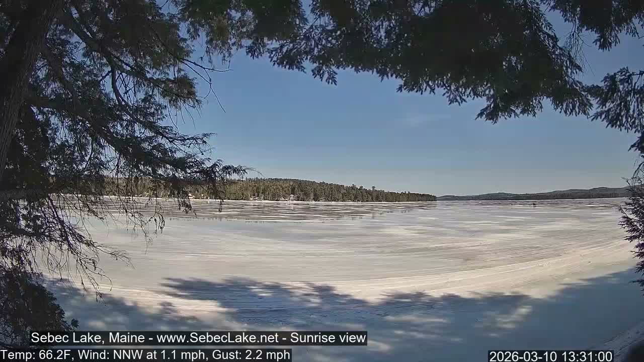 Sebec Lake Live Cam  - Dover&Foxcroft , Maine , USA