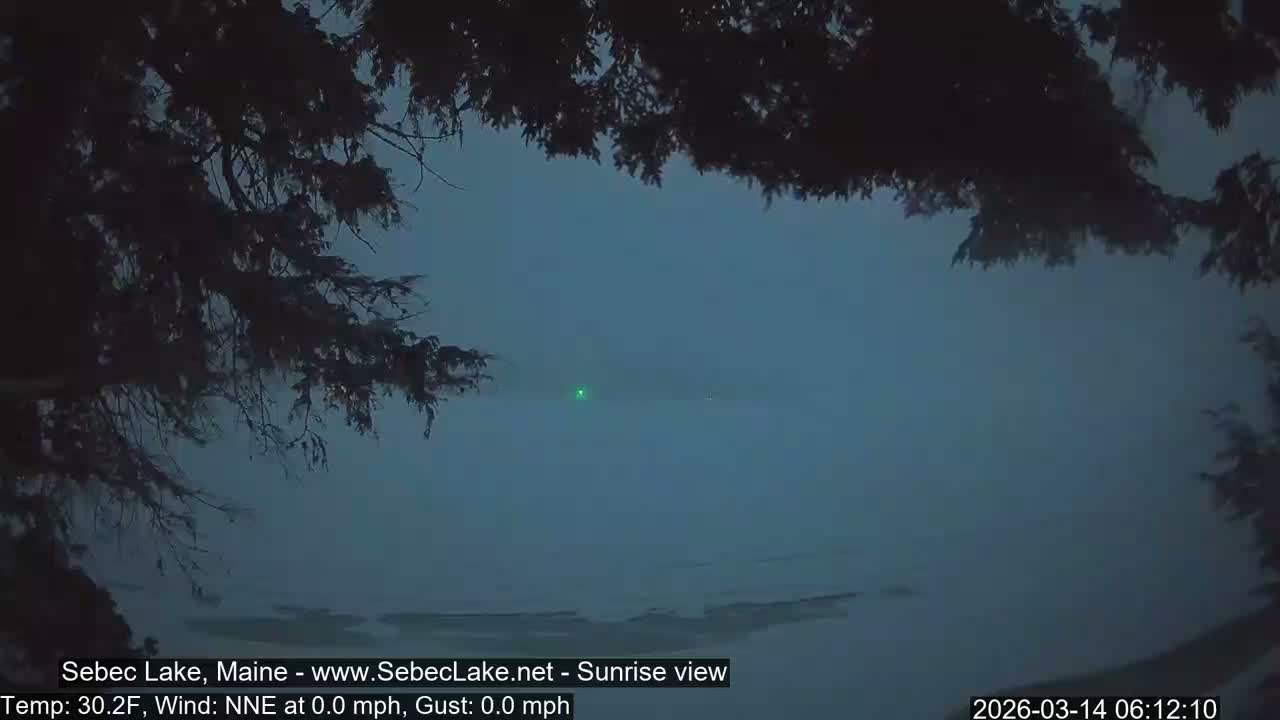 Sebec Lake Live Cam  - Dover&Foxcroft , Maine , USA