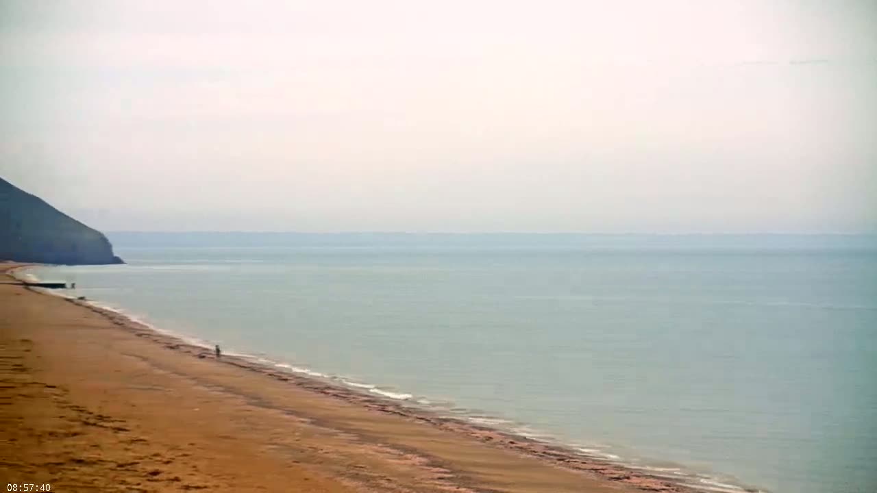Plage de Jullouville Beach Live Cam - 	Avranches, Manche, Normandie, France