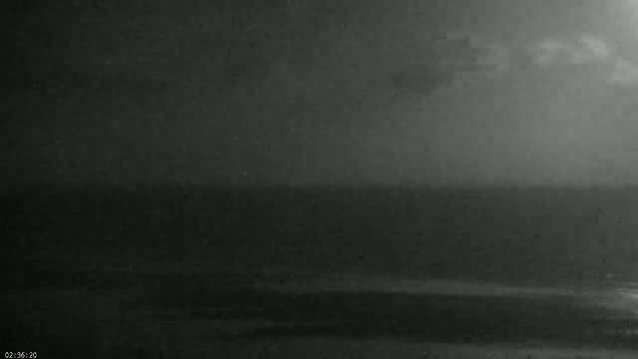 Plage de Jullouville Beach Live Cam - 	Avranches, Manche, Normandie, France