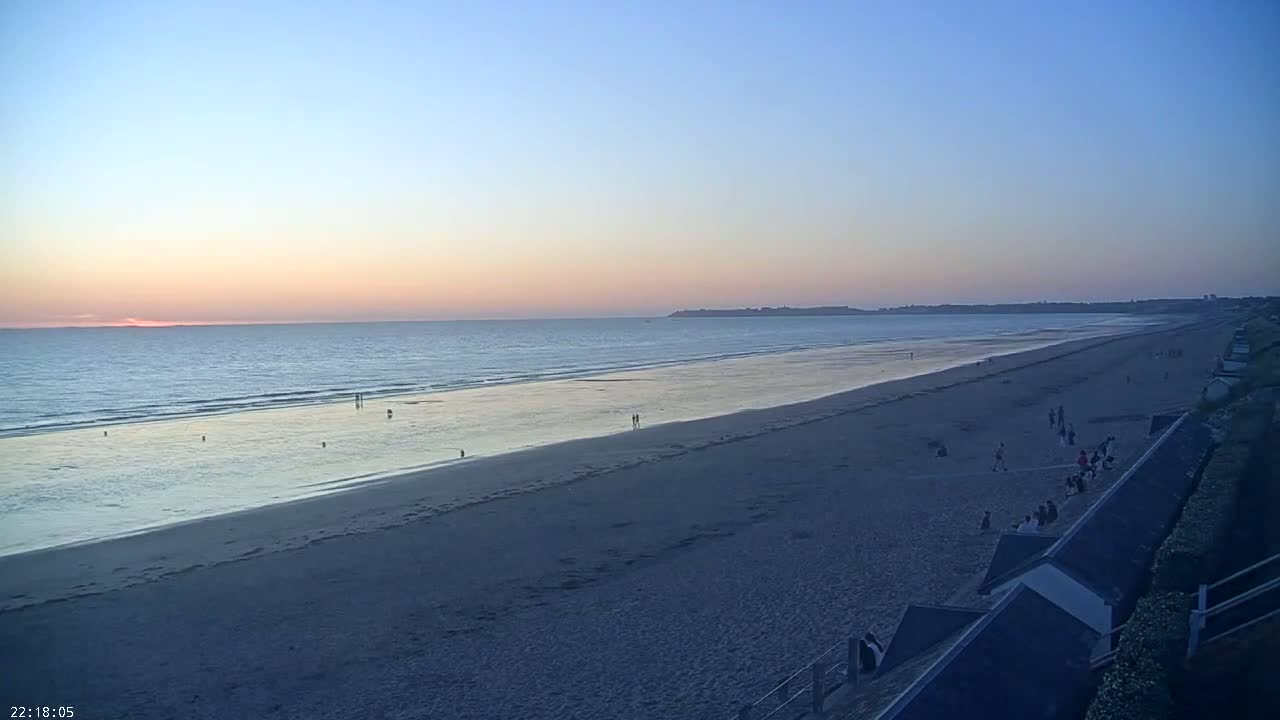 Plage de Jullouville Beach Live Cam - 	Avranches, Manche, Normandie, France