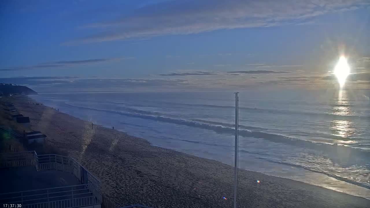 Plage de Jullouville Beach Live Cam - 	Avranches, Manche, Normandie, France